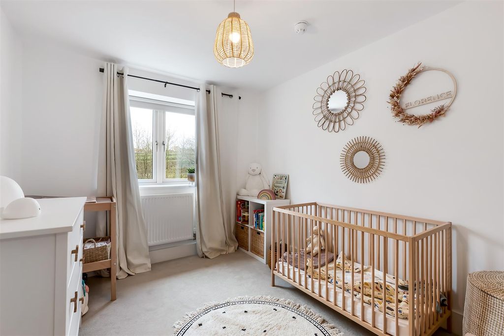 Additional image 15 of 4 bed semi-detached house for saleParsons Meadow, Addingham LS29