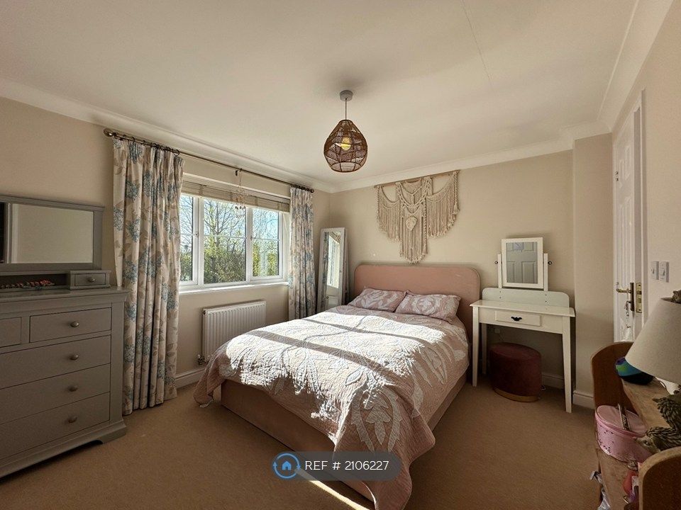 Additional image 10 of 5 bed detached house to rentBuckthorn Row, Corsham SN13