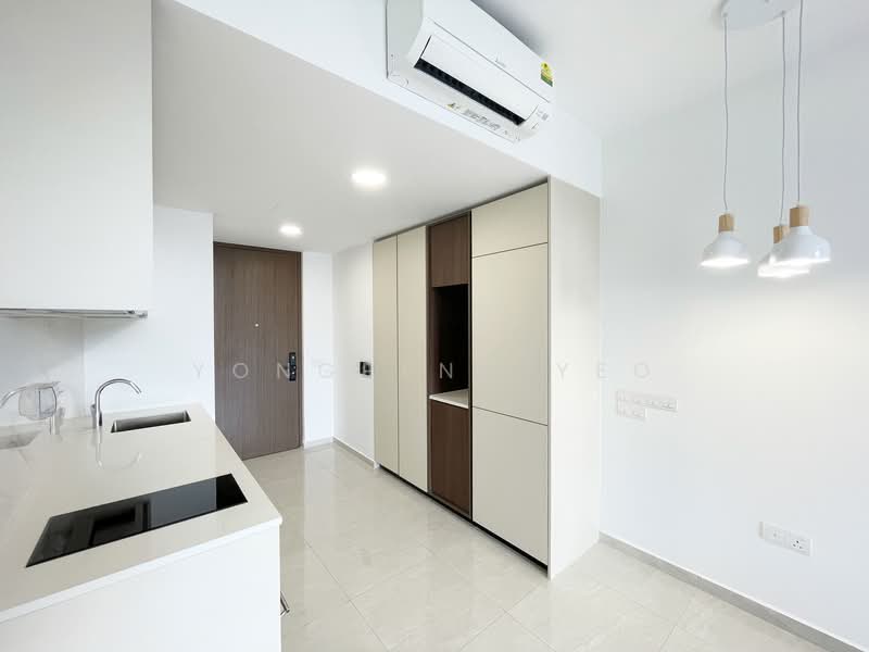 8 Makeway Avenue photo 4
