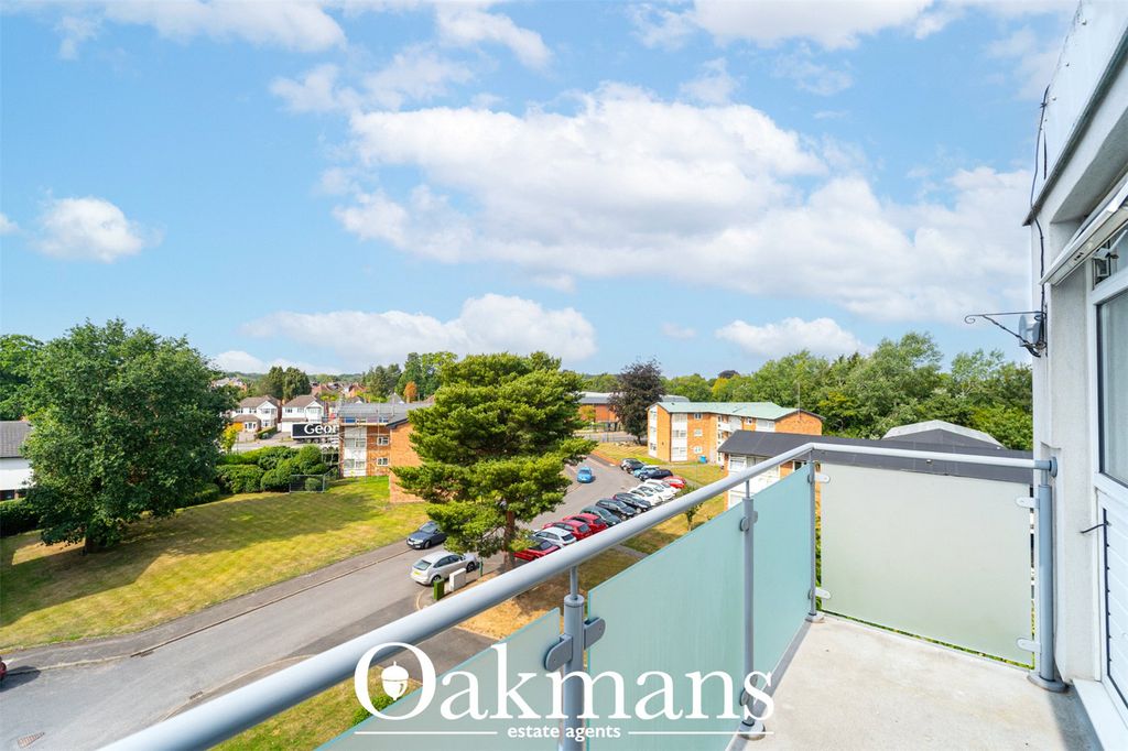 2 bed flat for saleHarwood Grove, Shirley, Solihull, West Midlands B90
