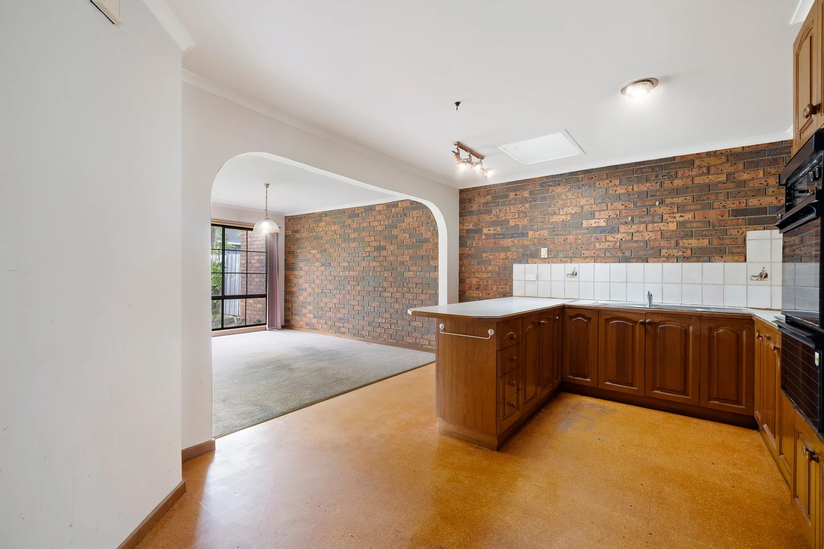 Additional image 5 of 1/51 Dunscombe Avenue, Glen Waverley VIC 3150