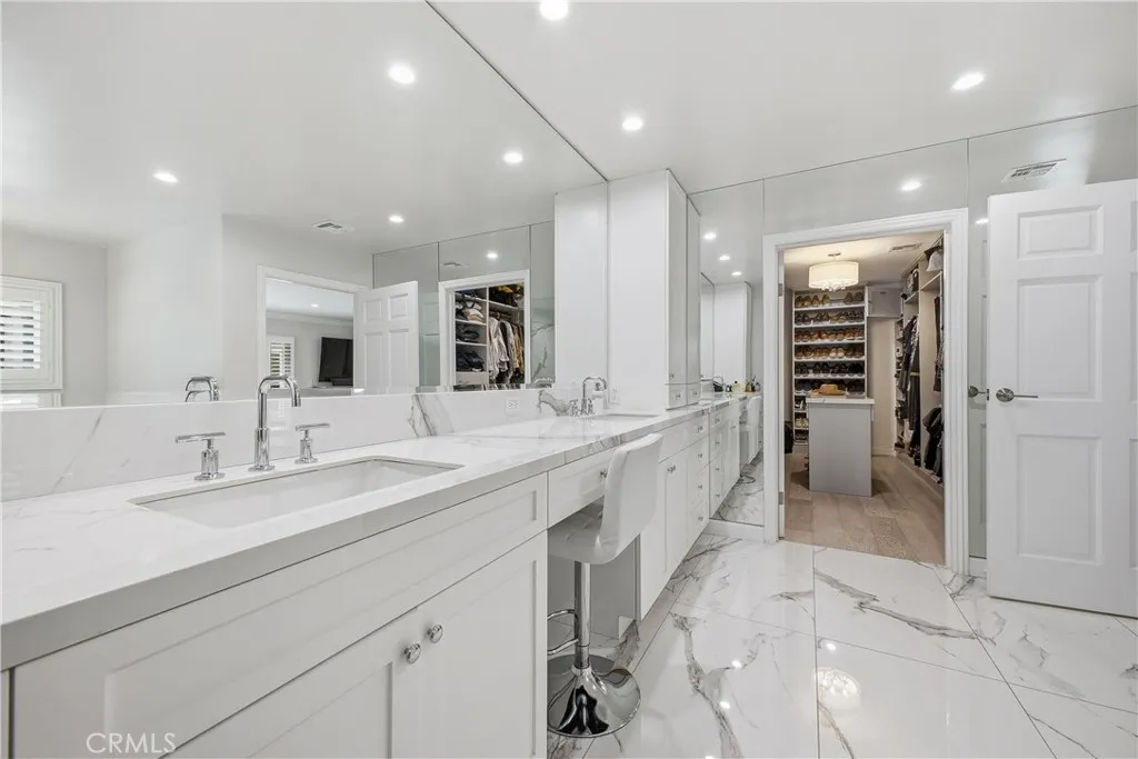 Additional image 57 of 9867 Whitwell Dr, Beverly Hills, CA 90210
