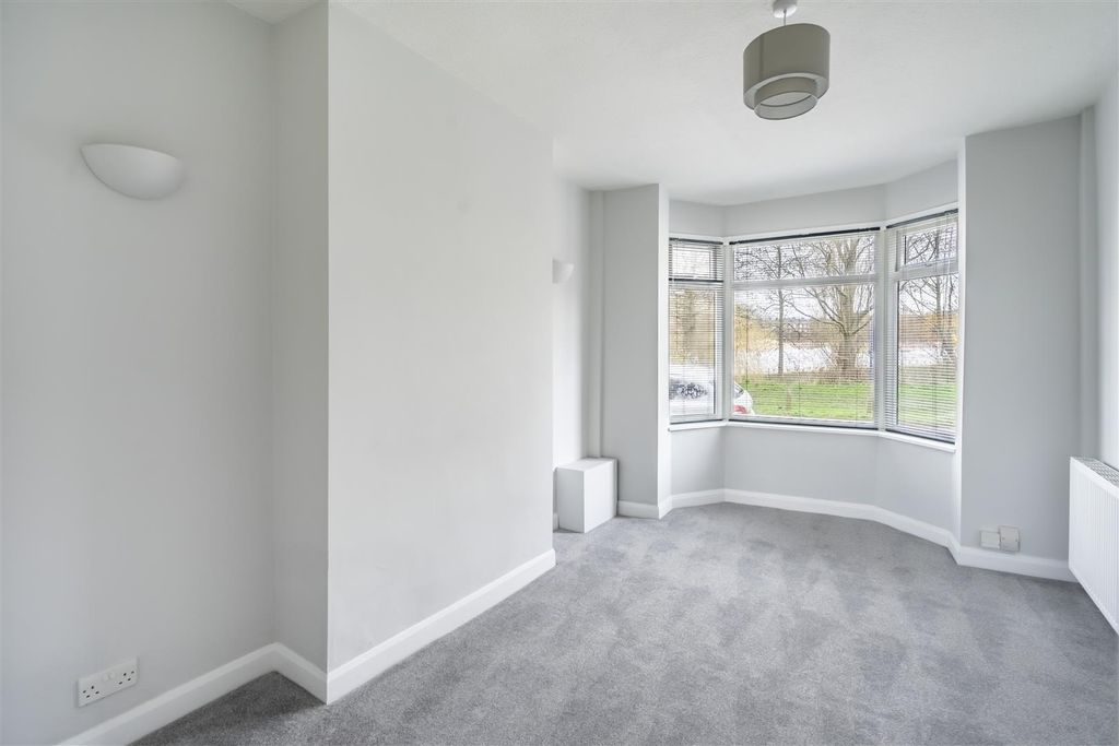 Additional image 2 of 3 bed terraced house to rentGarnet Terrace, York YO26
