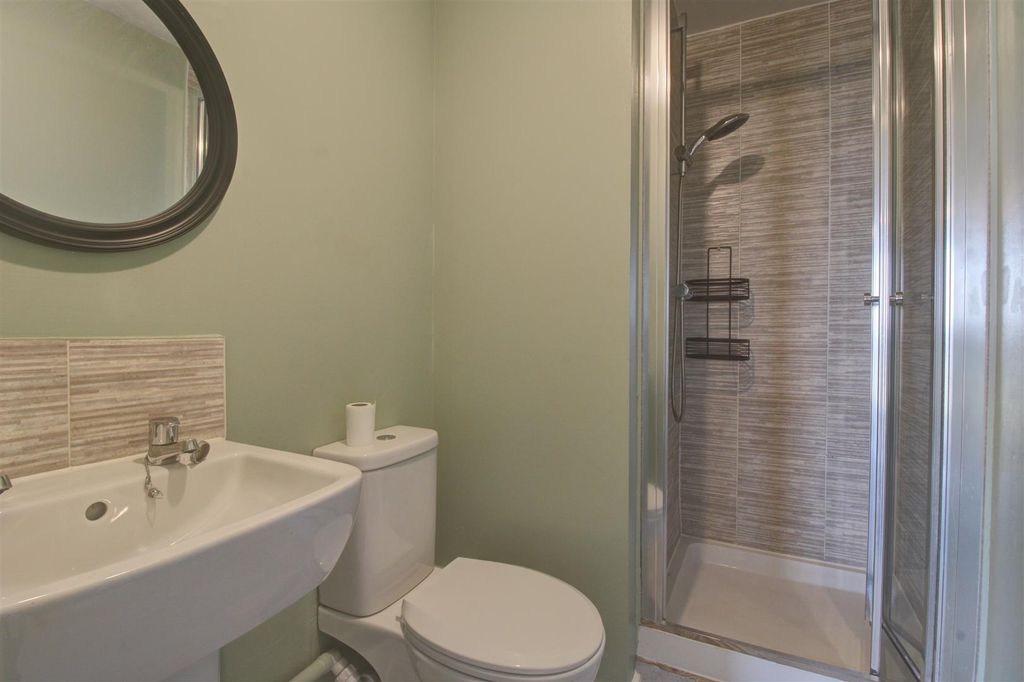 Additional image 9 of 2 bed flat to rentNeptune Road, Barry CF62