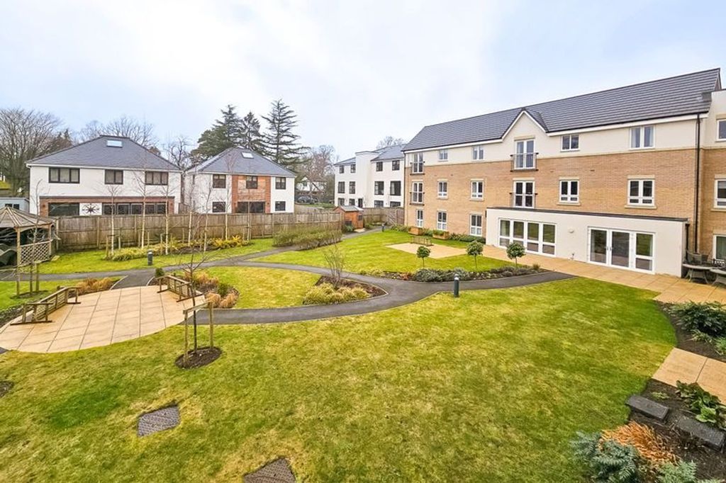 Additional image 4 of 1 bed property for saleWetherby Road, Harrogate HG2