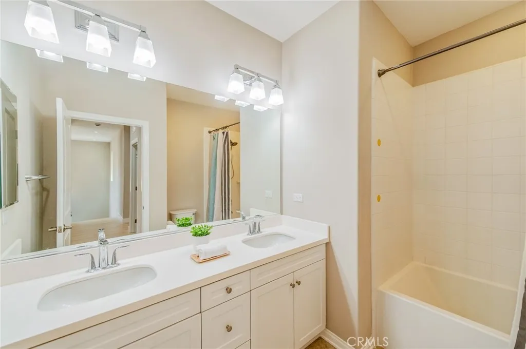 Additional image 16 of 167 Overbrook, Irvine, CA 92620