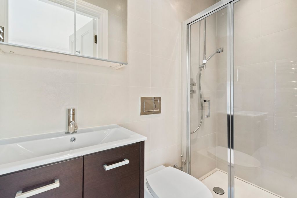 Additional image 19 of 4 bed end terrace house to rentChalcot Crescent, Primrose Hill NW1