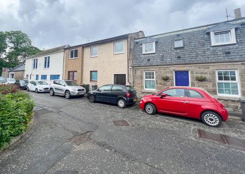 Quality Street Lane, Davidsons Mains, Edinburgh EH4