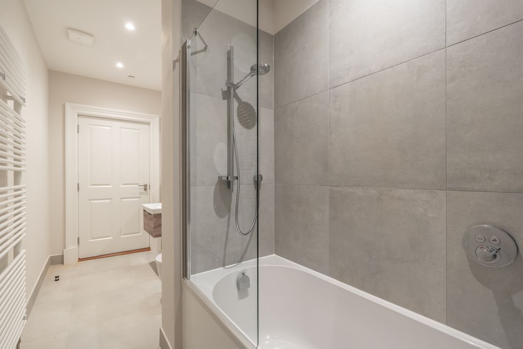 Additional image 9 of 2 bed flat for saleApartment Qc05, Sassoon Grove, Craighouse, Edinburgh EH10