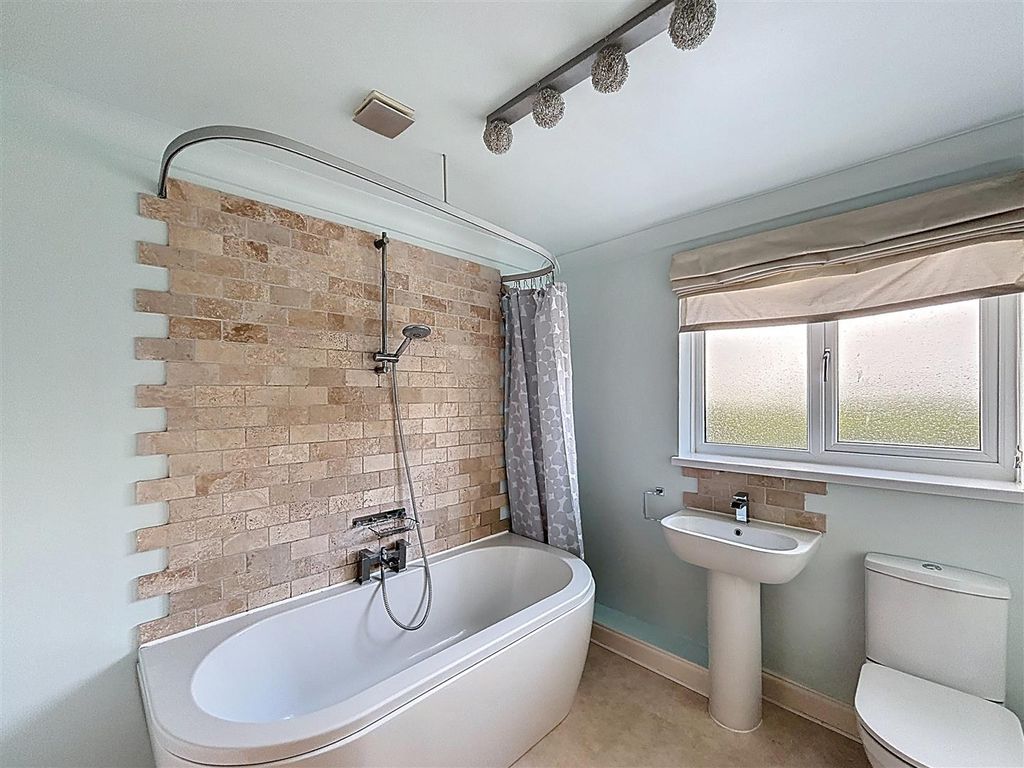 Additional image 22 of 5 bed detached house for saleMain Road, Humbleton, Hull HU11