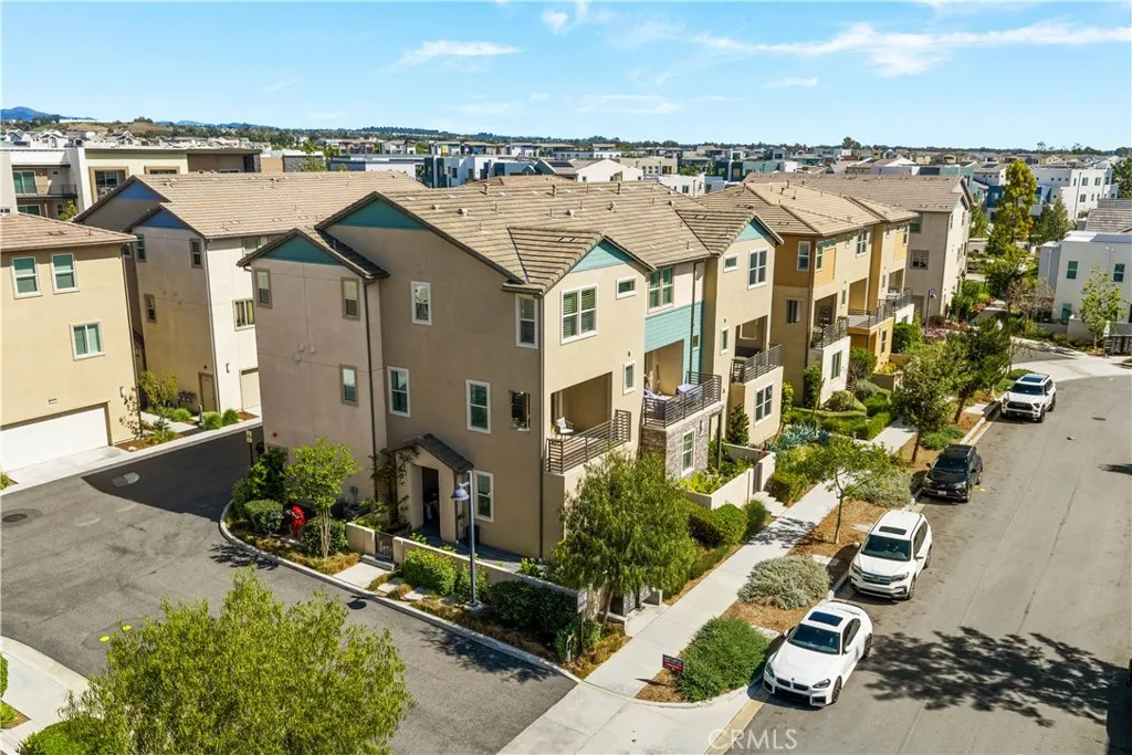 Additional image 3 of 236 keeper, Irvine, CA 92618