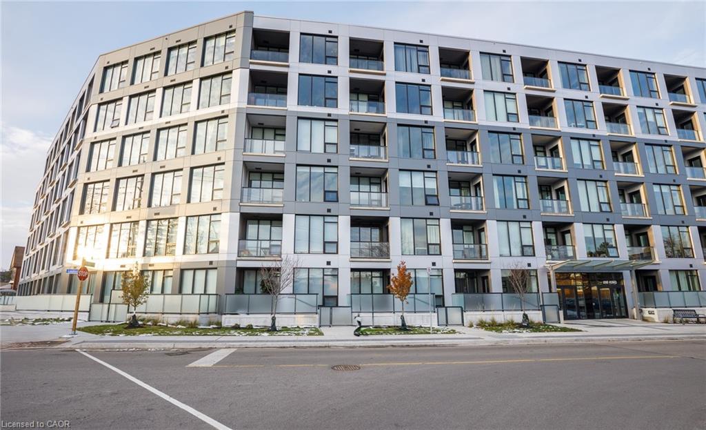 222-690 King Street W, Waterloo, ON, N2G 0B9