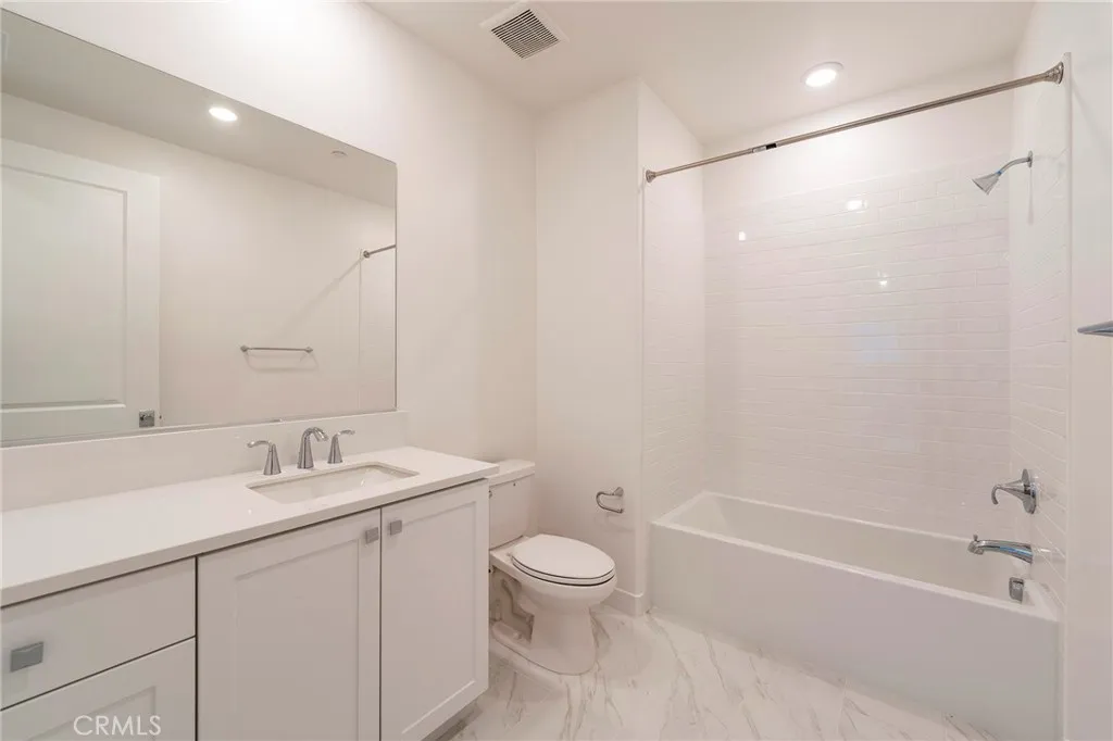 Additional image 17 of 121 Baluster, Irvine, CA 92618