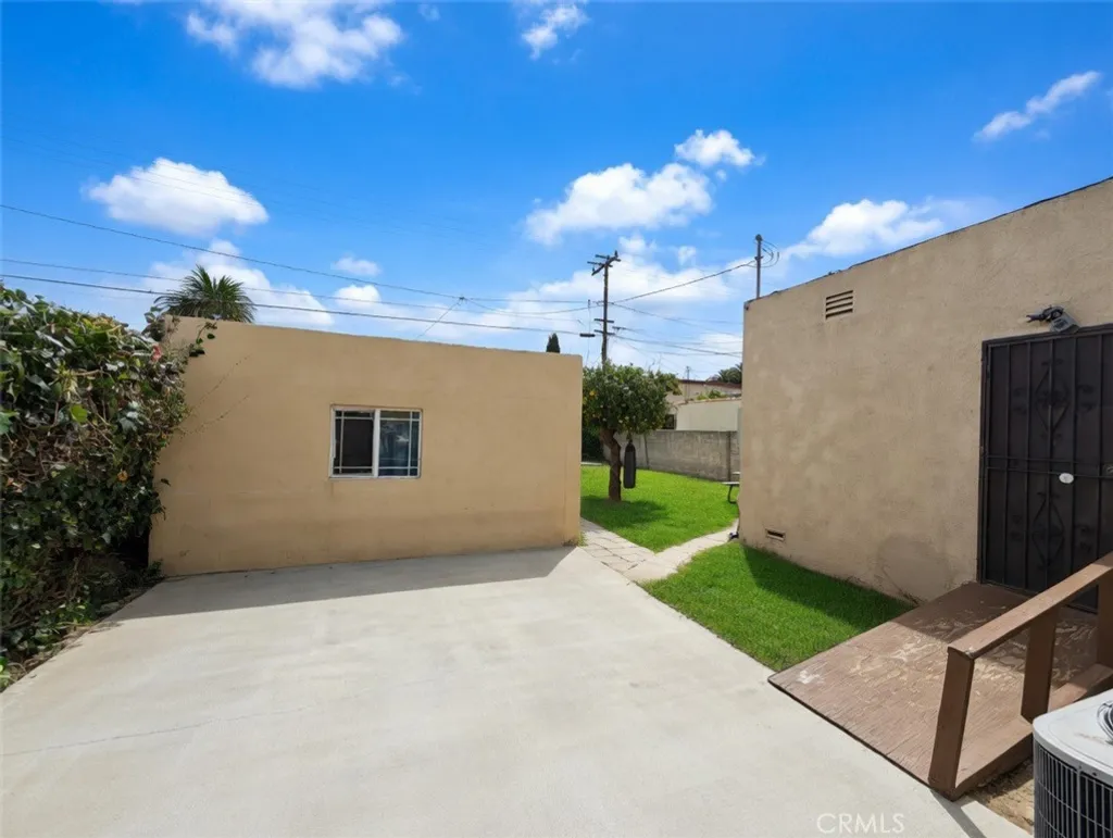 Additional image 5 of 1324 W 101st St, Los Angeles, CA 90044