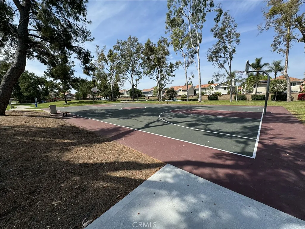 13679 Iroquois, Tustin, CA 92782