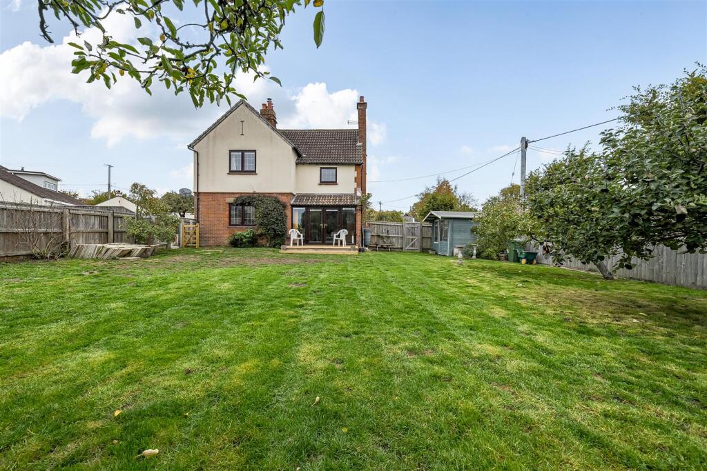 Martins Road, Keevil, BA14