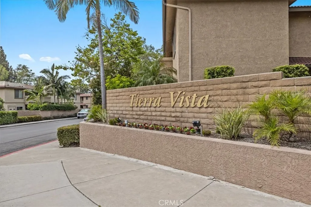 25272 Tanoak Lane, Lake Forest, CA 92630