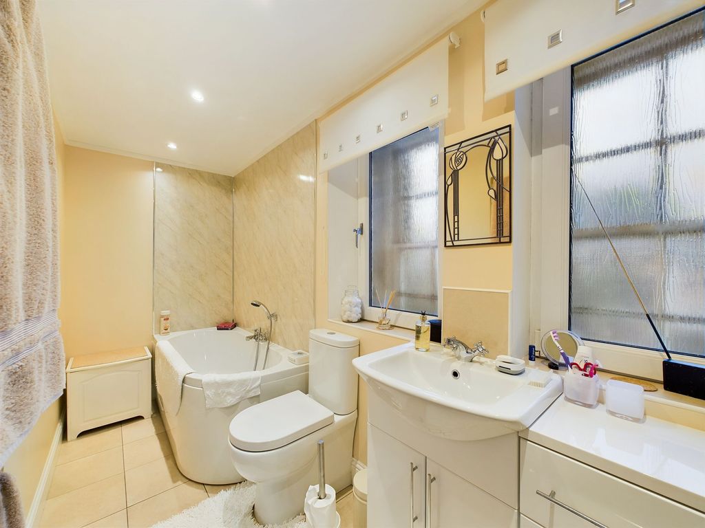 Additional image 15 of 3 bed detached house for saleNew Lanark Road, Lanark ML11