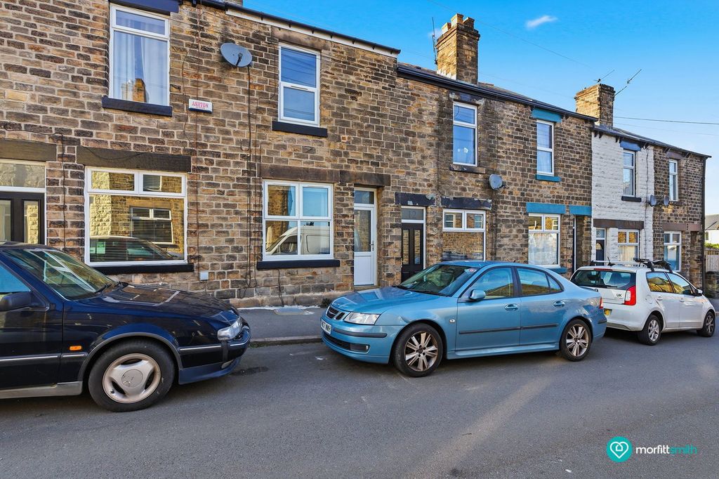3 bed terraced house to rentMeredith Road, Hillsborough, Sheffield S6