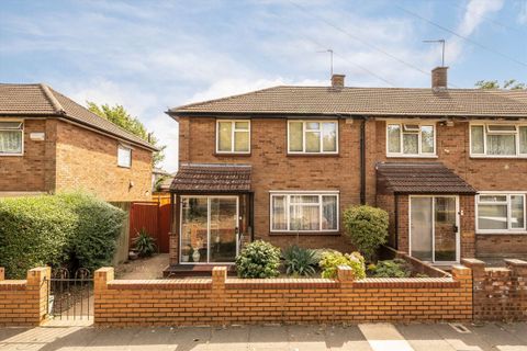 Hillary Road, Southall UB2