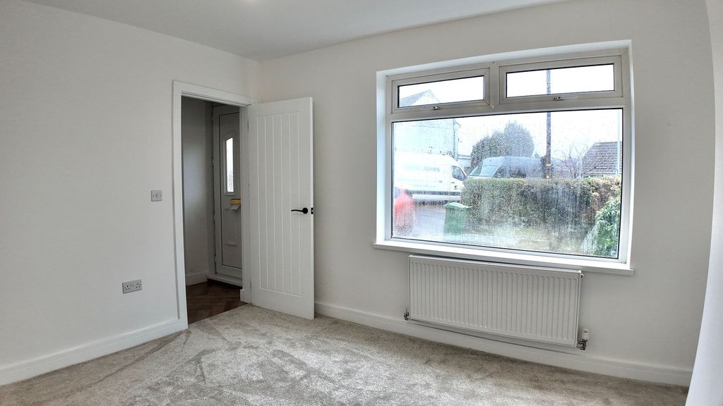 Additional image 11 of 3 bed semi-detached house to rentAlbertina Road, Newbridge NP11