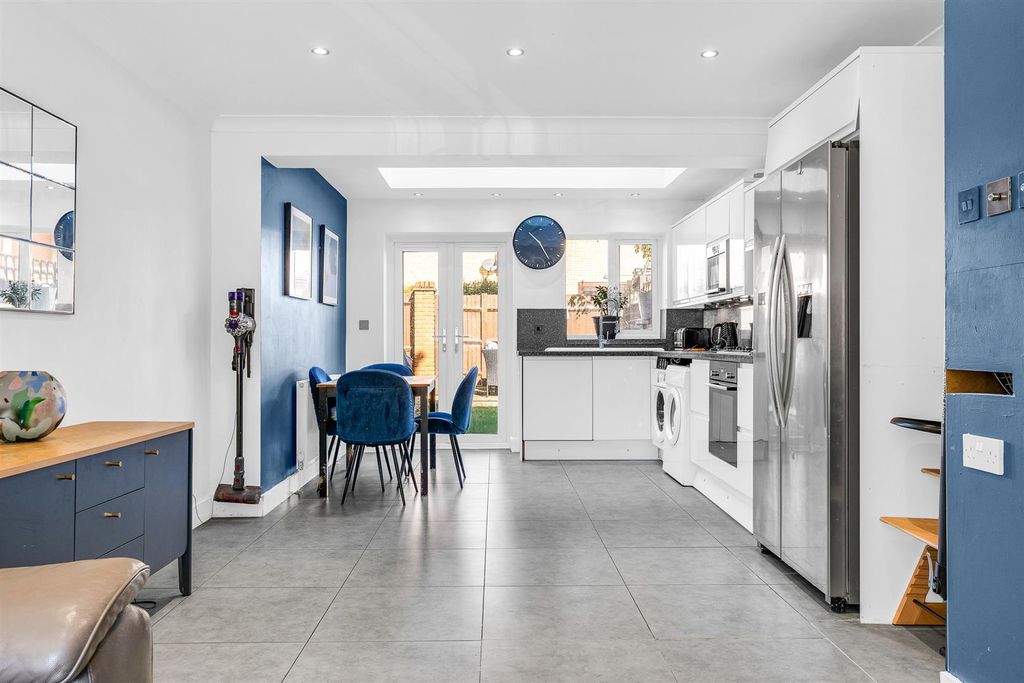 Additional image 4 of 3 bed terraced house for saleThe Briars, Hertford SG13