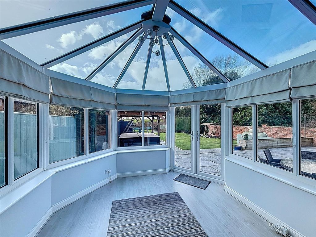 Additional image 5 of 5 bed detached house for saleMain Road, Humbleton, Hull HU11