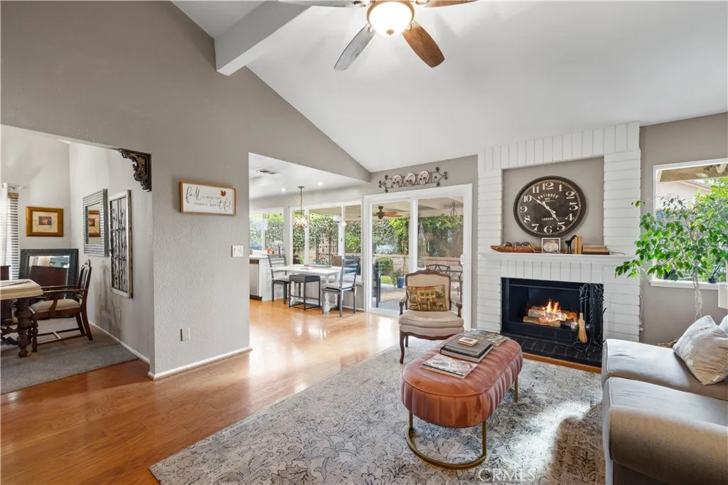Additional image 26 of 25547 Via Impreso, Valencia, CA 91355