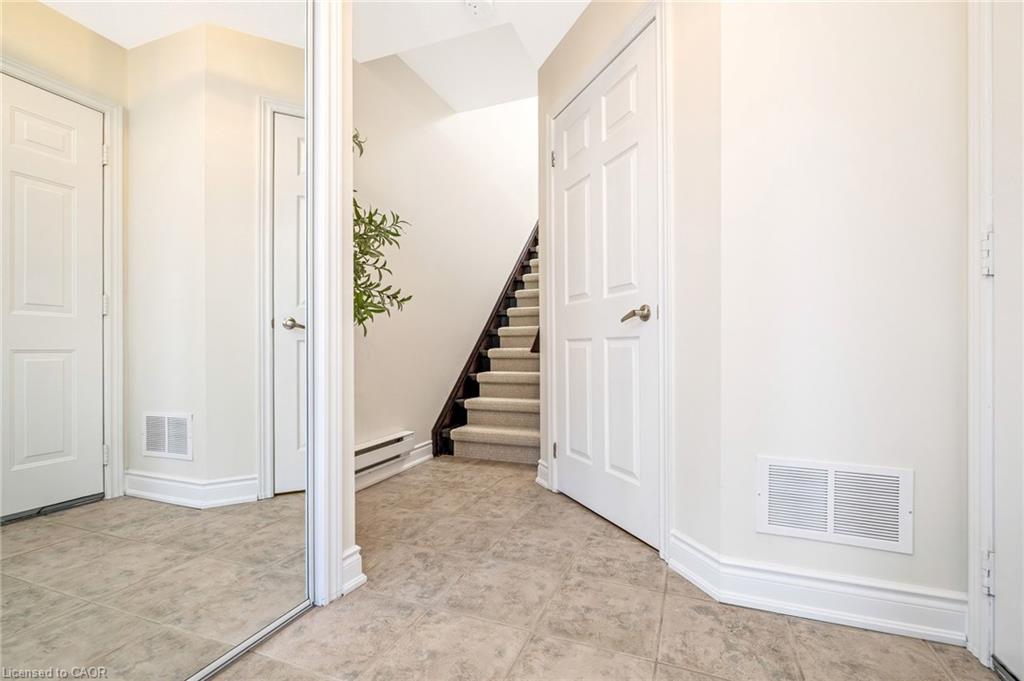 Additional image 4 of 3032 Drumloch Circle, Oakville, ON, L6M 5H8