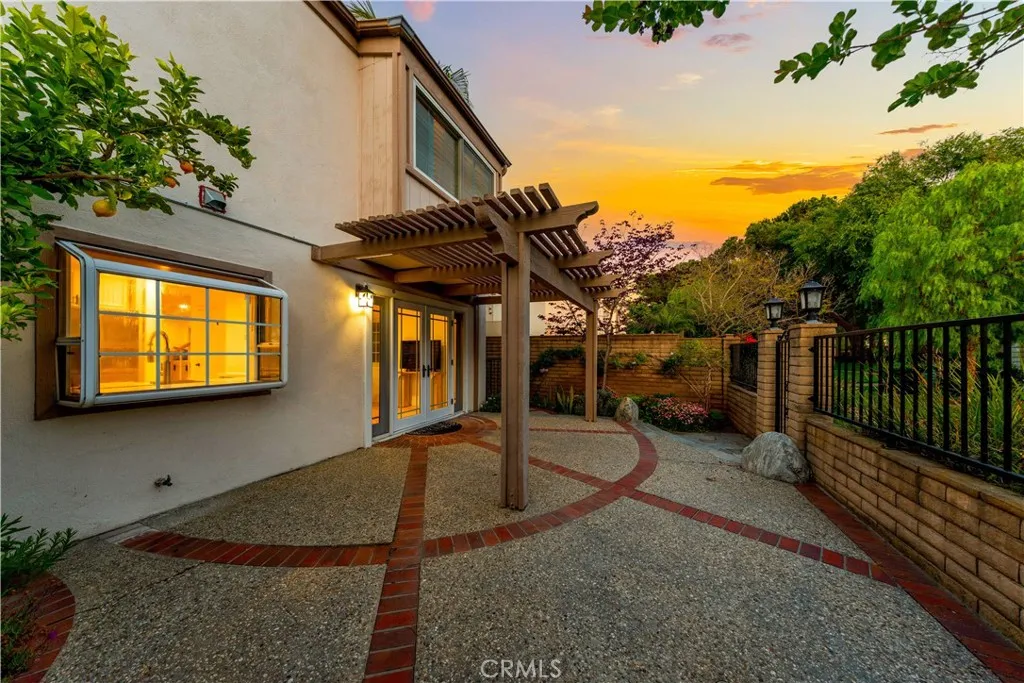 Additional image 45 of 54 Willow Tree Ln, Irvine, CA 92612