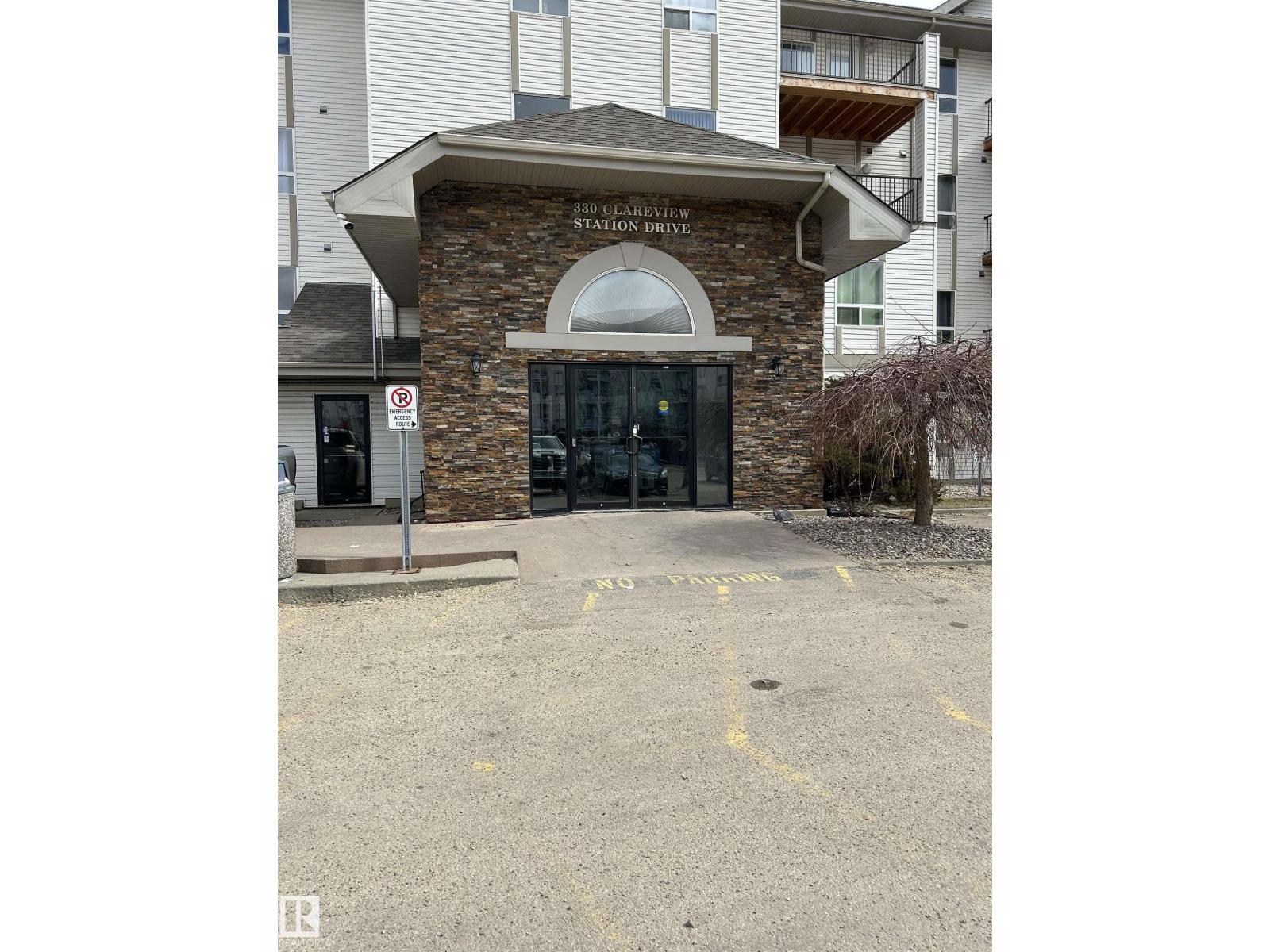 #1426 330 CLAREVIEW STATION DR NW