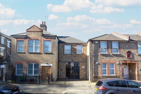 Seal Street, London E8
