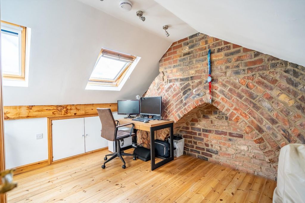 Additional image 8 of 3 bed terraced house to rentAlbemarle Road, South Bank, York YO23