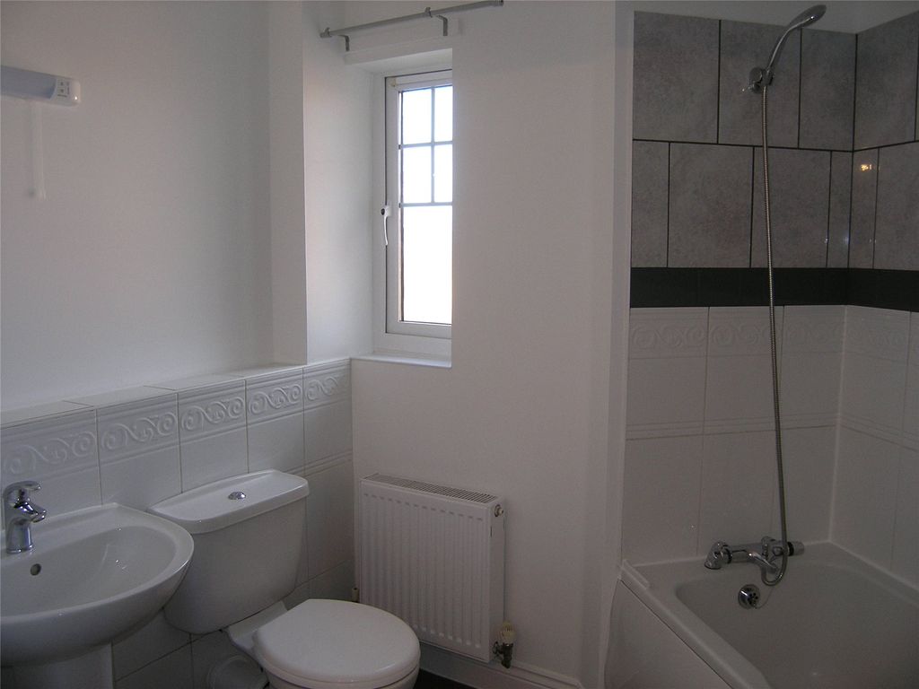 Additional image 5 of 2 bed flat to rentStandish Street, Bridgwater, Somerset TA6