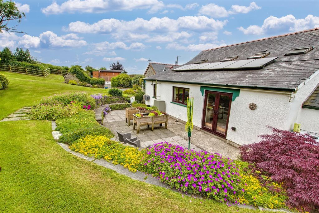 Additional image 110 of 9 bed farm for saleHenllan, Llandysul SA44