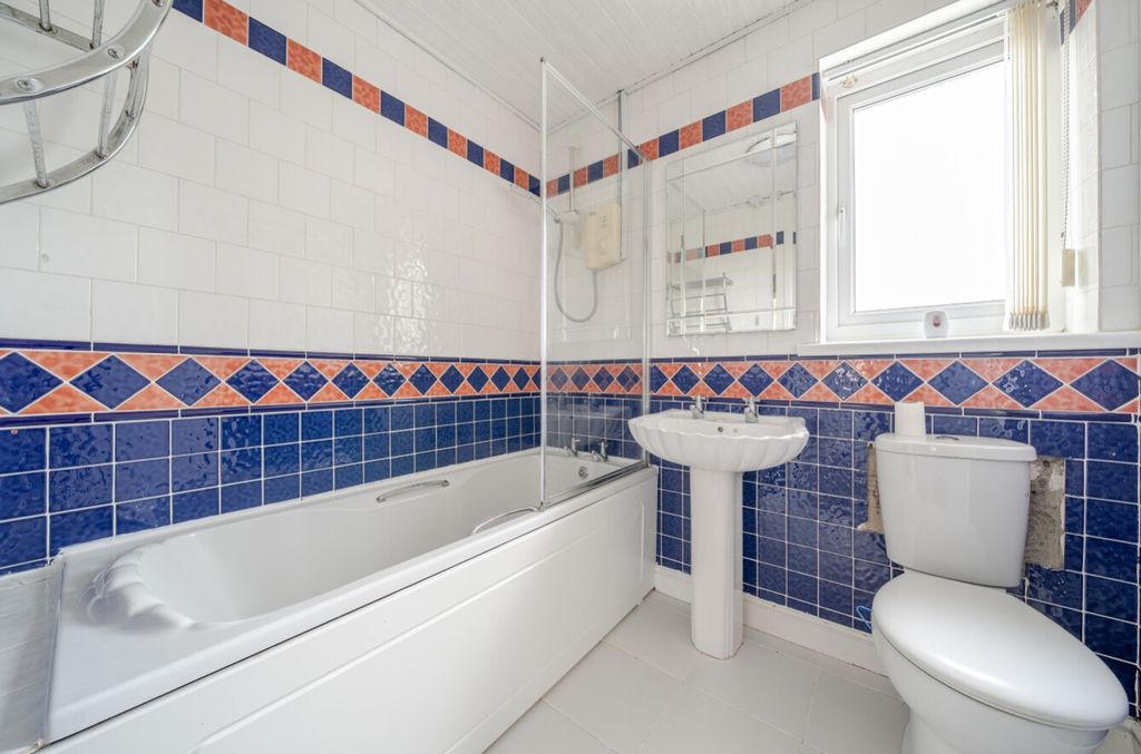 Additional image 10 of 3 bed detached house for saleDefender Drive, Grimsby, Lincolnshire DN37