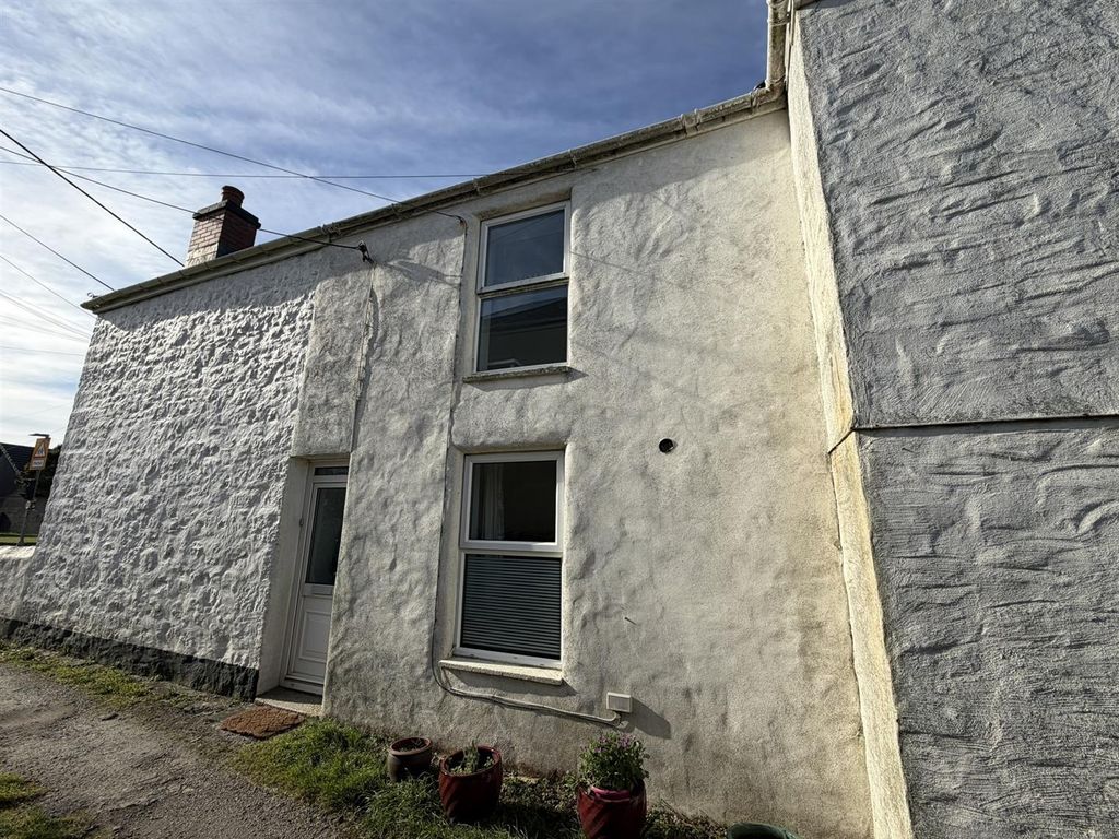 2 bed cottage to rentNew Road, Camborne TR14