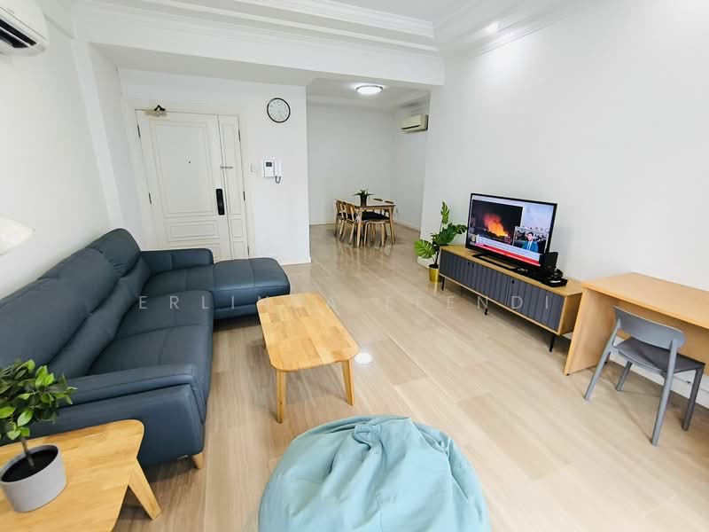 7 River Valley Close