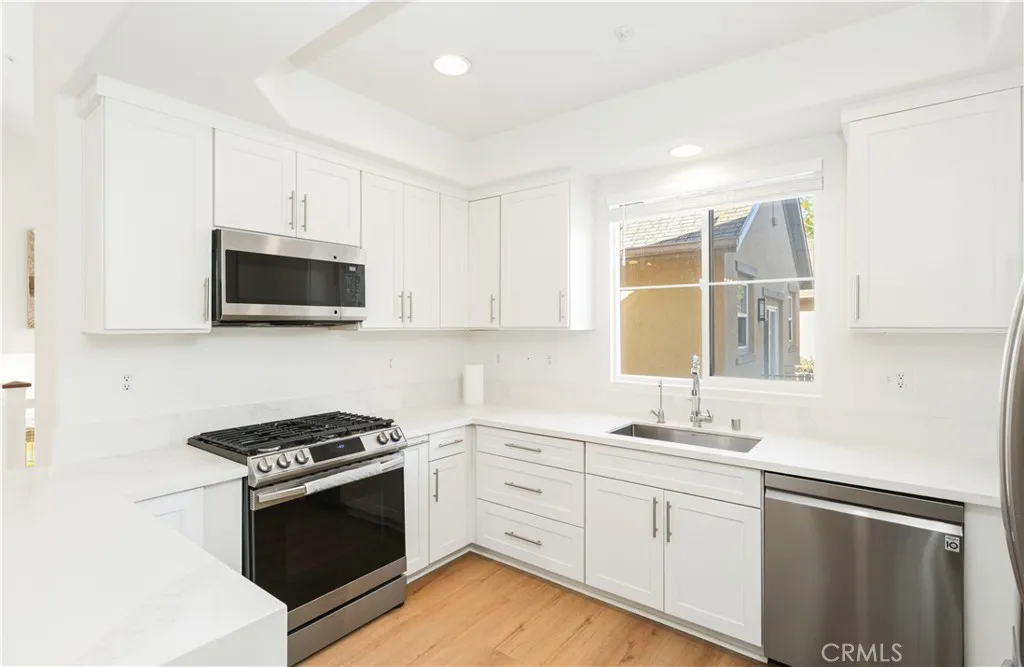 Additional image 12 of 26 Burlingame, Irvine, CA 92602