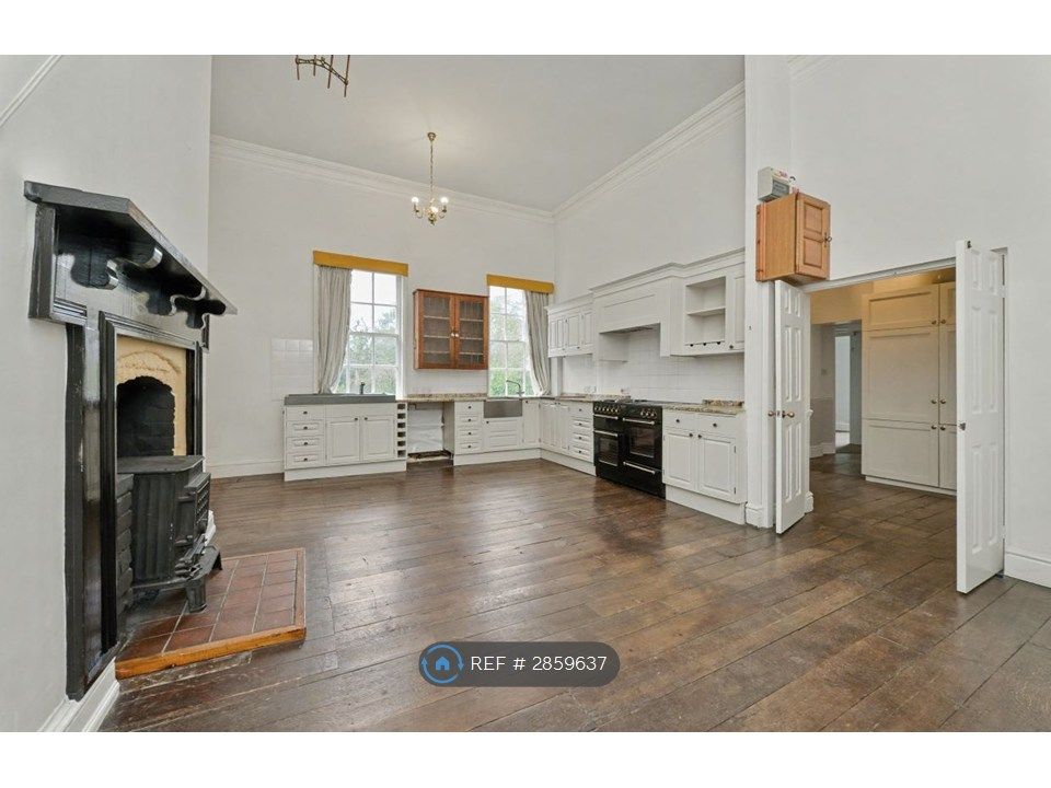 Additional image 11 of 3 bed flat to rentStyche Hall, Market Drayton TF9