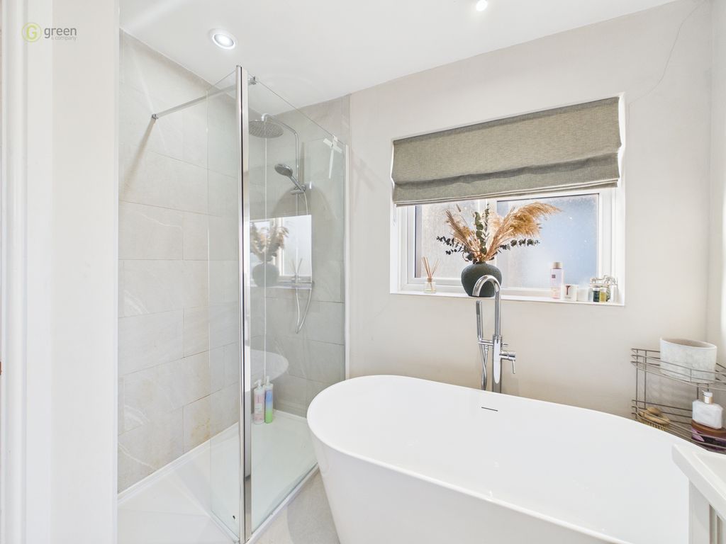Additional image 9 of 3 bed semi-detached house for saleSt Thomas Close, Sutton Coldfield B75