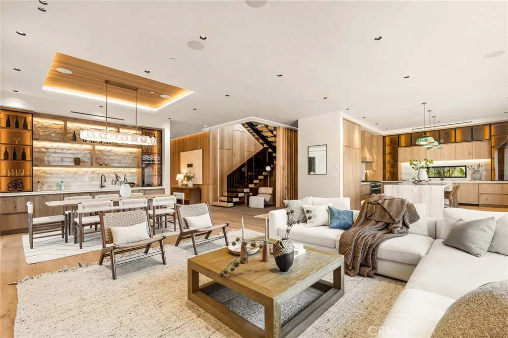 Additional image 18 of 12247 Addison St, Valley Village, CA 91607