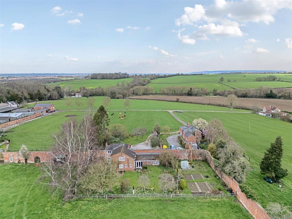 Additional image 2 of Rood Ashton, BA14