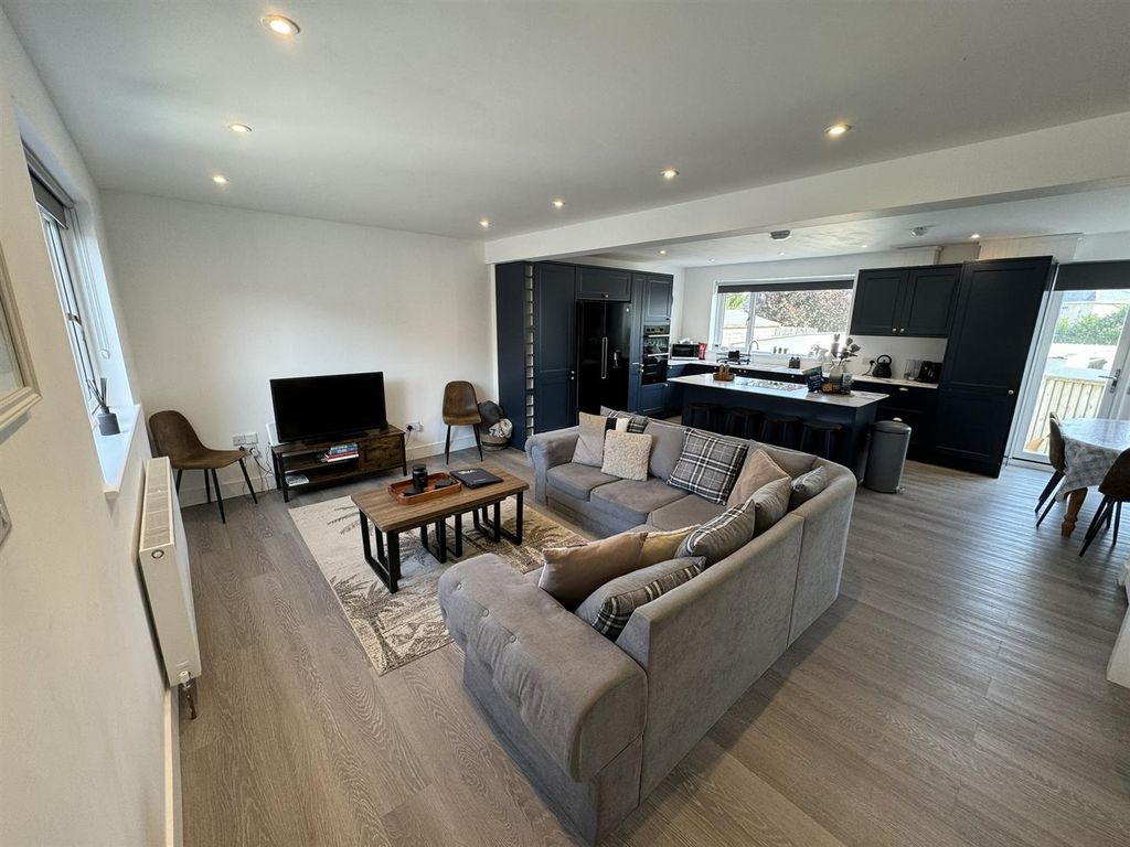 Additional image 4 of 4 bed semi-detached house to rentAlexandra Place, St. Ives TR26