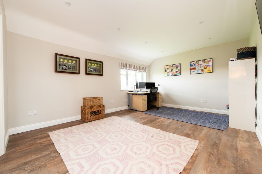 Additional image 25 of 4 bed detached house to rentNewnham, Henley-In-Arden B95