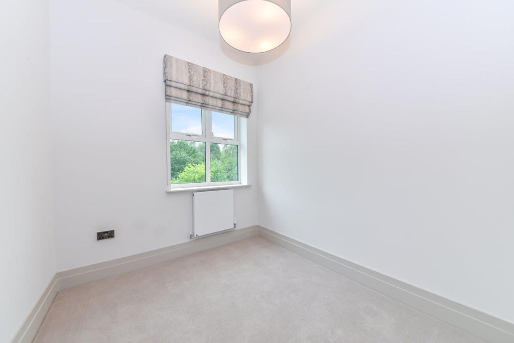 Additional image 14 of 6 bed detached house to rentClaremont Gardens, Norfolk Road, Edgbaston, Birmingham B15