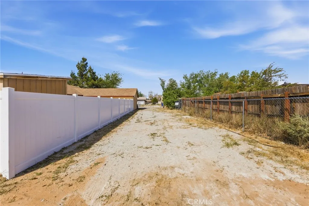 Additional image 44 of 12419 Pawnee Rd, Apple Valley, CA 92308