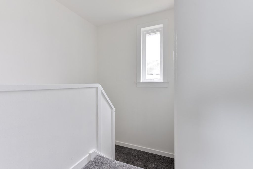 Additional image 15 of 3 bed semi-detached house for saleLivingstone Crescent, Falkirk FK2