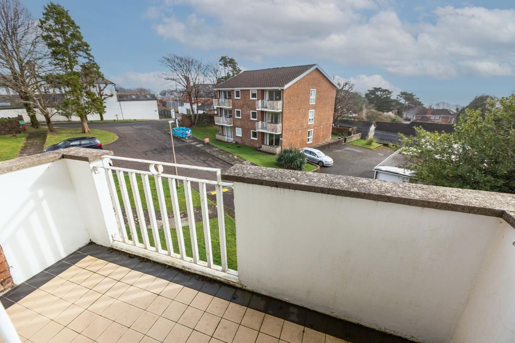 Additional image 8 of 2 bed flat for saleLansdowne, Groves Avenue, Langland, Swansea SA3