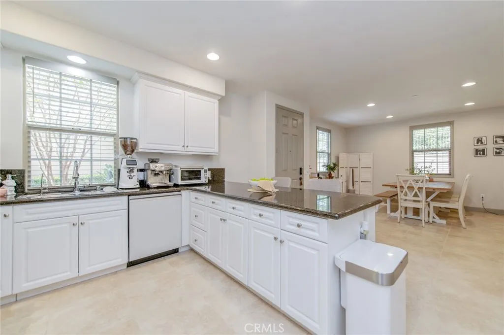 Additional image 14 of 151 Silverado, Irvine, CA 92618